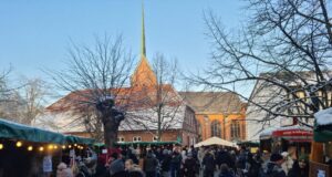Der Weihnachtsmarkt in Stelle wurde am Wochenende gut besucht. Foto: Hamann