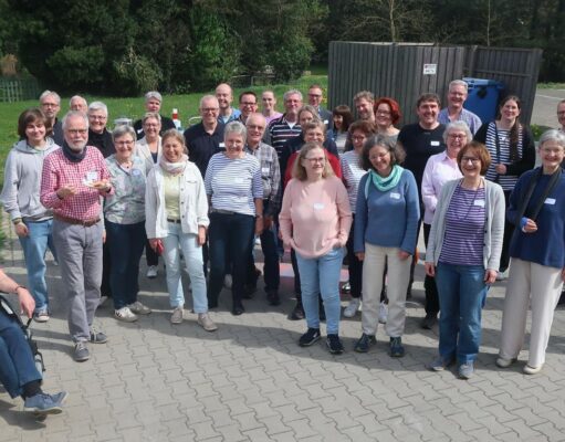 Die Teilnehmerinnen und Teilnehmer des kreisweiten Erfahrungsaustauschs zum Klimaschutz in Winsen. Foto Klimaschutznetzwerk Winsen, Stefano Panebianco