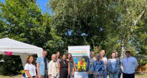 Viele Informationen erhielten die Besucherinnen und Besucher des Sommerfests vom Team der Erziehungsberatungsstelle. Foto: Landkreis Harburg