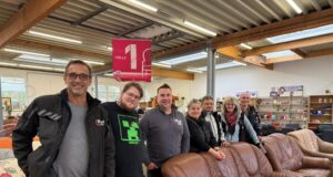 Das Team der Möbelscheunen. Foto: Landkreis Harburg