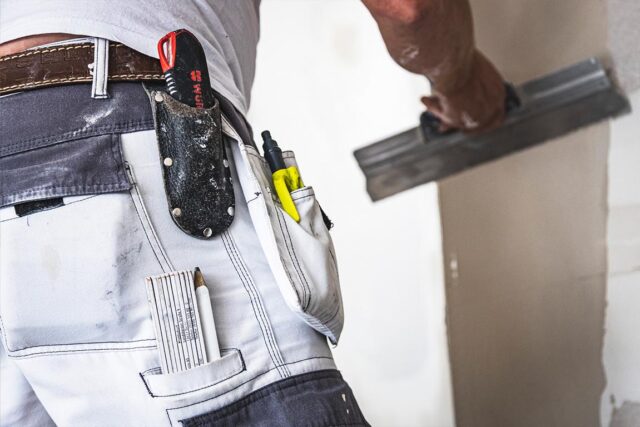 IG BAU Hamburg dringt auf mehr Neubau und Sanierung älterer Gebäude, um Wohnungsnot und Mieten-Explosion zu bekämpfen. Foto: IG Bau / Tobias Seifert