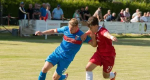 Hannes Trodler (re.) zeigte wie sein Team vollen Einsatz, blieb am Ende aber ohne Ertrag. Foto: Ingo Howe