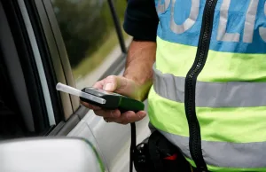 Zwei Führerscheine weg: Zeugen melden Trunkenheitsfahrten Symbolbild. Foto: Mikael Damkier – stock.adobe.com