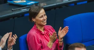 Dr. Cornell Babendererde begrüßt die schnelle Befassung des Bundestags mit der Aufnahme des Wolfs ins Jagdgesetz. Foto: Niklas Hintze