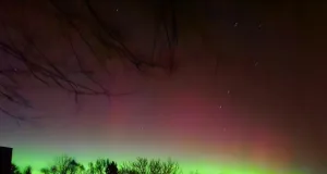 Leserin Kathleen Henze schickte der Redaktion dieses schöne Foto der Polarlichter über Ashausen. Foto: Henze