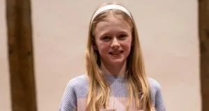 Jonna Hauschildt vom Gymnasium Winsen qualifizierte sich für den Bezirksentscheid beim Vorlesewettbewerb. Foto: Stadt Winsen (Luhe)