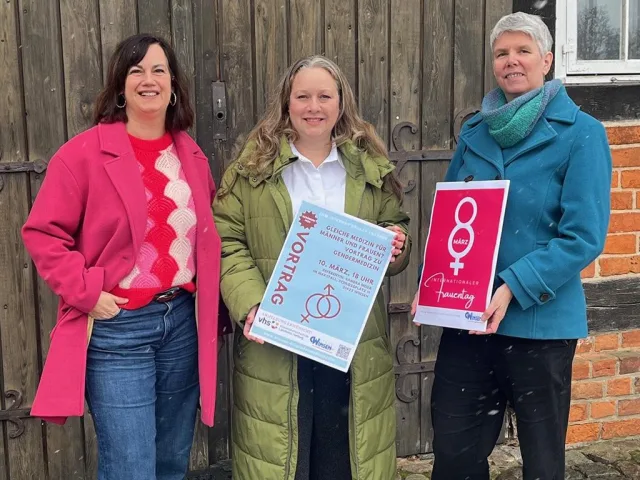Sandra Meier referiert in Winsen über geschlechtersensible Medizin und zeigt, warum Frauen und Männer unterschiedlich behandelt werden sollten. Foto: Stadt Winsen (Luhe) Sandra Meier referiert in Winsen über geschlechtersensible Medizin und zeigt, warum Frauen und Männer unterschiedlich behandelt werden sollten. Foto: Stadt Winsen (Luhe)