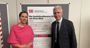 Dr. Cornell Babendererde und Rainer Rempe fordern eine klare Perspektive für den Bahnausbau im Landkreis Harburg. Foto: Niklas Hintze