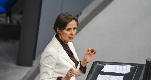 Die CDU-Bundestagsabgeordnete Dr. Cornell Babendererde im Deutschen Bundestag. Foto: Niklas Hintze