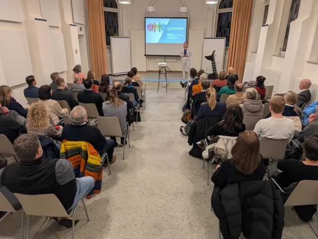 Groß war das Interesse bei der „Wirtschaftsförderung vor Ort“ zur „Herausforderung hoher Krankenstand“. Foto: Landkreis Harburg