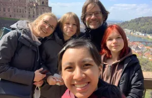 Rund 200 Jugendliche aus aller Welt suchen im September Gastfamilien im Landkreis Harburg. Foto: AFS Interkulturelle Begegnungen e.V.