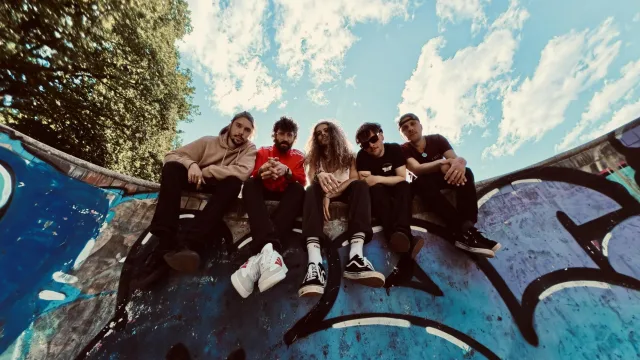 Sieben Bands treten beim StoveOpenAir auf, darunter die Headliner Grell aus Neumünster. Foto: Band Grell Sieben Bands treten beim StoveOpenAir auf, darunter die Headliner Grell aus Neumünster. Foto: Band Grell