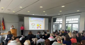 Ein Praxisbeispiel aus Meckelfeld zeigte, wie Kinder vor und während der Einschulung von einer guten Kooperation zwischen Kita und Grundschule profitieren und wie das konkret gestaltet werden kann. Foto: Landkreis Harburg