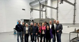 Der Kreistagsausschuss für Wirtschaft, ÖPNV und Tourismus besuchte die GTec GmbH in Winsen (Luhe). Foto: Landkreis Harburg