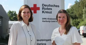 Das Planungs-Team für die Ganztagsbetreuung der Winsener Grundschulen: (v.l.) Regine Engelmann (Bereichsleitung Kinder, Jugend und Familie) und Finja Jonas (Verantwortliche Schulbetreuung). DRK-Kreisverband Harburg-Land e.V.