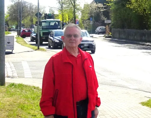 Heinz-Dieter Adamczak (SPD) will Antworten zur Geschwindigkeitsreduzierung auf Kreisstraßen in Stelle und Ashausen. Foto: ein