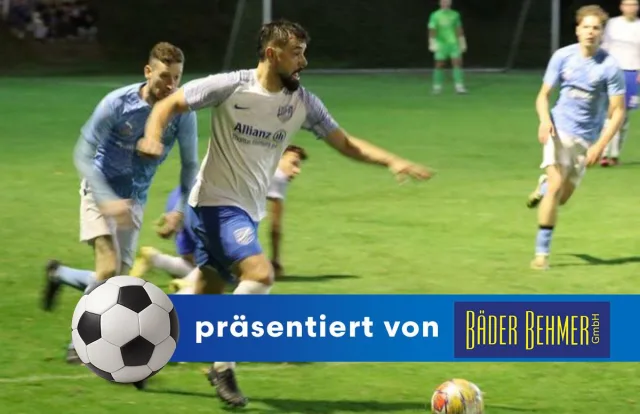 Sascha Krause war wieder einmal zur Stelle für Luhdorf – Saisontor Nr. 9. Foto: Ingo Howe Sascha Krause war wieder einmal zur Stelle für Luhdorf – Saisontor Nr. 9. Foto: Ingo Howe