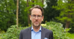 Andreas Wiebusch hat die Geschäftsführung der gemeinsamen Regionalleitsstelle der Landkreise Harburg, Heidekreis, Lüneburg und Rotenburg (Wümme) übernommen. Foto: Landkreis ROW