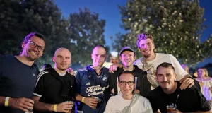 Ausgelassene Stimmung bis in die Nacht. Foto: Grösch