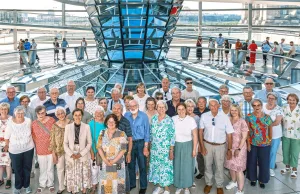 44 Bürgerinnen und Bürger aus dem Landkreis Harburg besuchten auf Einladung von Dr. Cornell Babendererde den Deutschen Bundestag in Berlin. Foto: StadtLandMensch-Fotografie/BPA