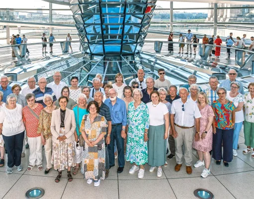 44 Bürgerinnen und Bürger aus dem Landkreis Harburg besuchten auf Einladung von Dr. Cornell Babendererde den Deutschen Bundestag in Berlin. Foto: StadtLandMensch-Fotografie/BPA